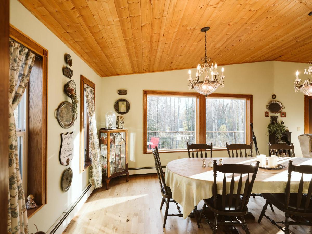 Maria'S Creekside B&B Anchorage Dış mekan fotoğraf